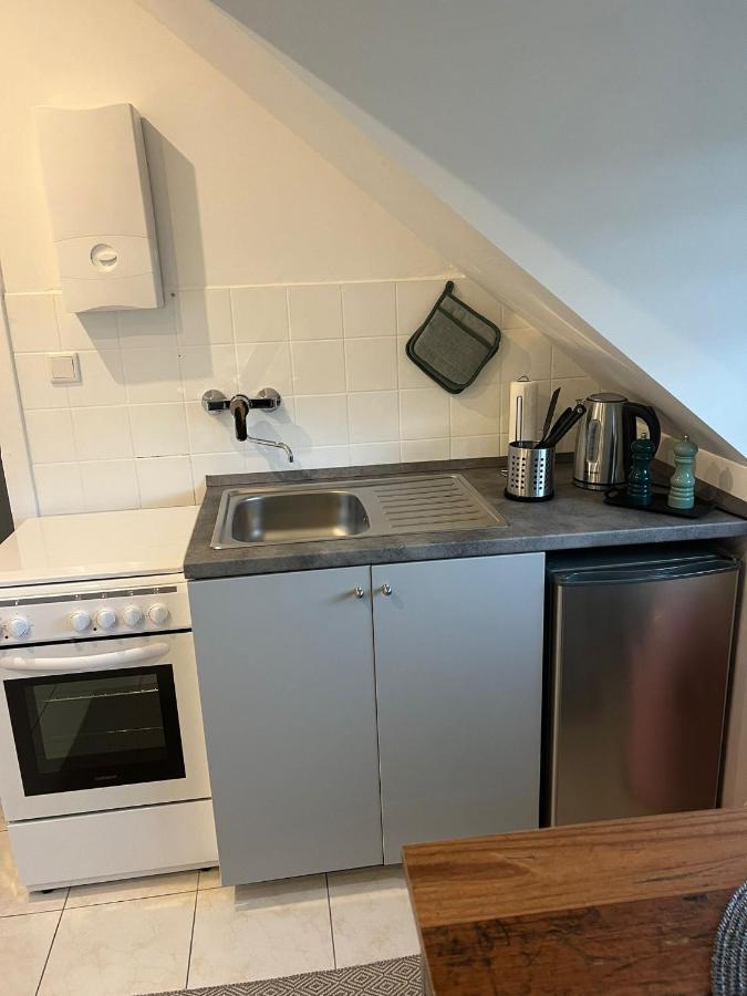 25 Qm Ferienwohnung Neuss Furth Ngoại thất bức ảnh